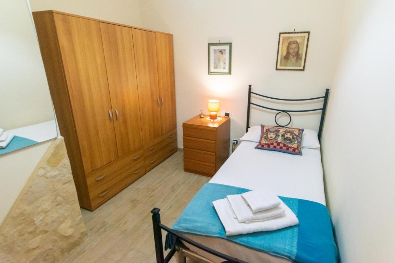 Corallo Holiday House Acitrezza Aci Trezza Zewnętrze zdjęcie